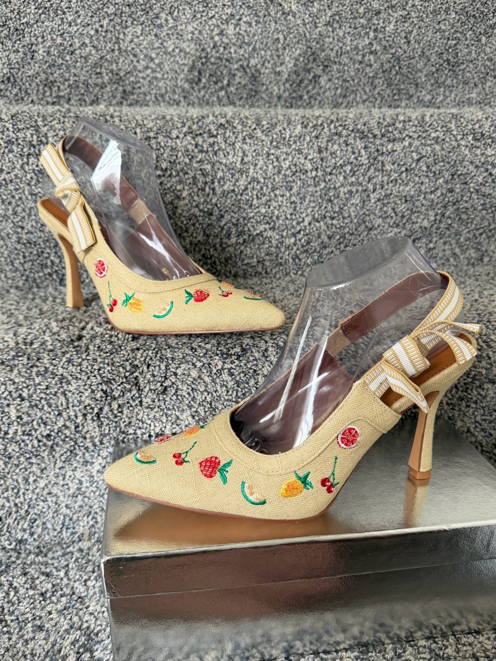 UBRT Women's 4” Heeled Sandals Pointed Toe Slingback High Heels Dress Shoes